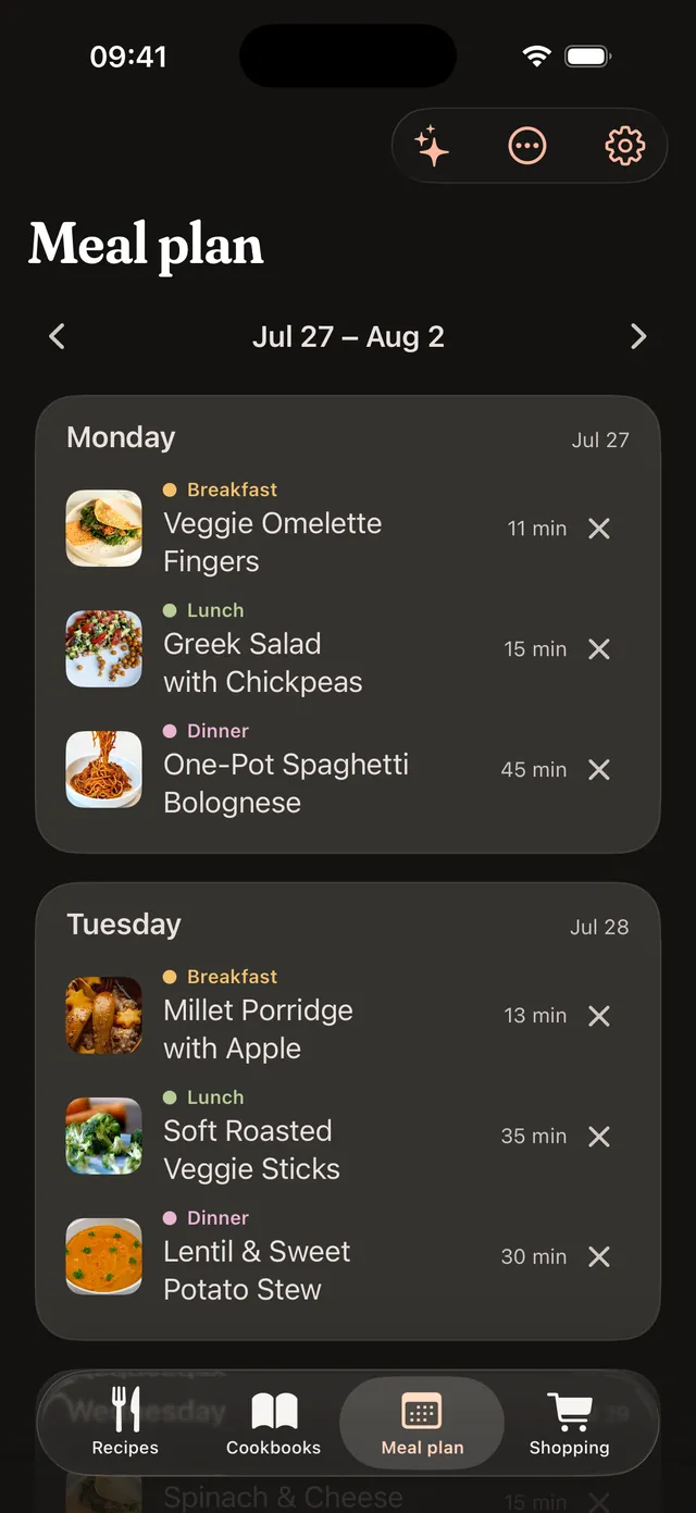 The weekly meal plan on iPhone with breakfast, lunch and dinner slots