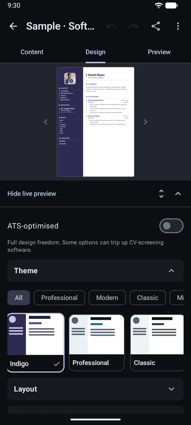 KeptCV design panel with theme, colour and layout controls